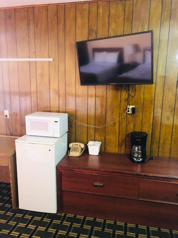 Big 12 Motel Broken Bow Ngoại thất bức ảnh