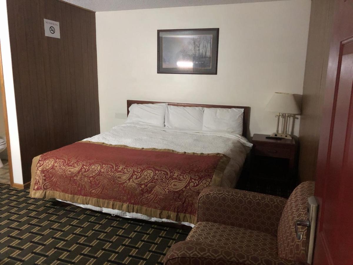 Big 12 Motel Broken Bow Ngoại thất bức ảnh